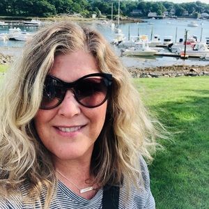 Meet your Posher, Kellie